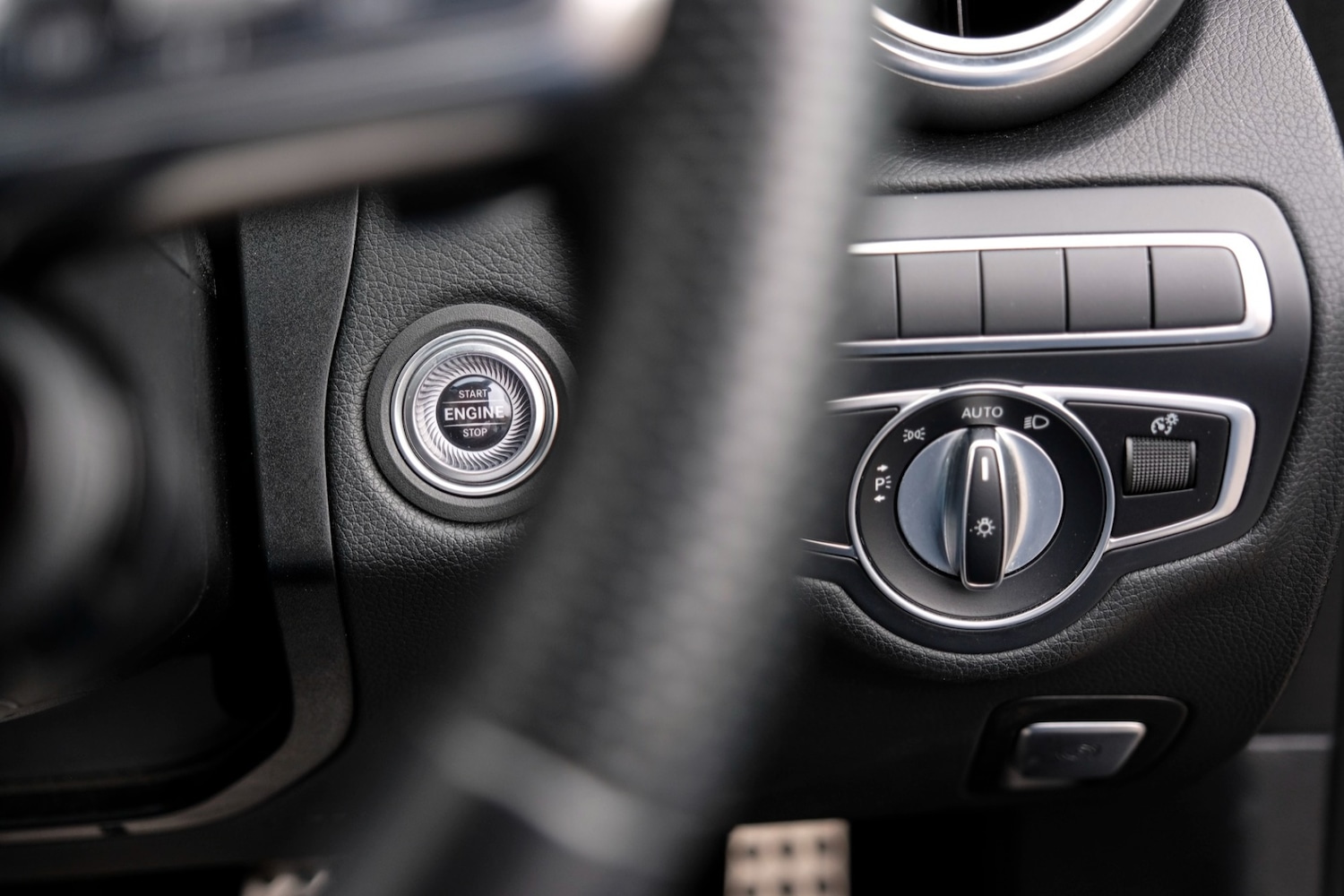 Used Mercedes-Benz C Class 2020 for sale - 76082580: Photo 29