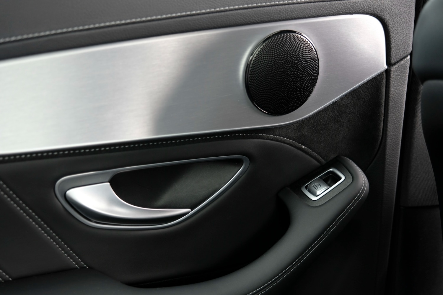 Used Mercedes-Benz C Class 2020 for sale - 76082580: Photo 34