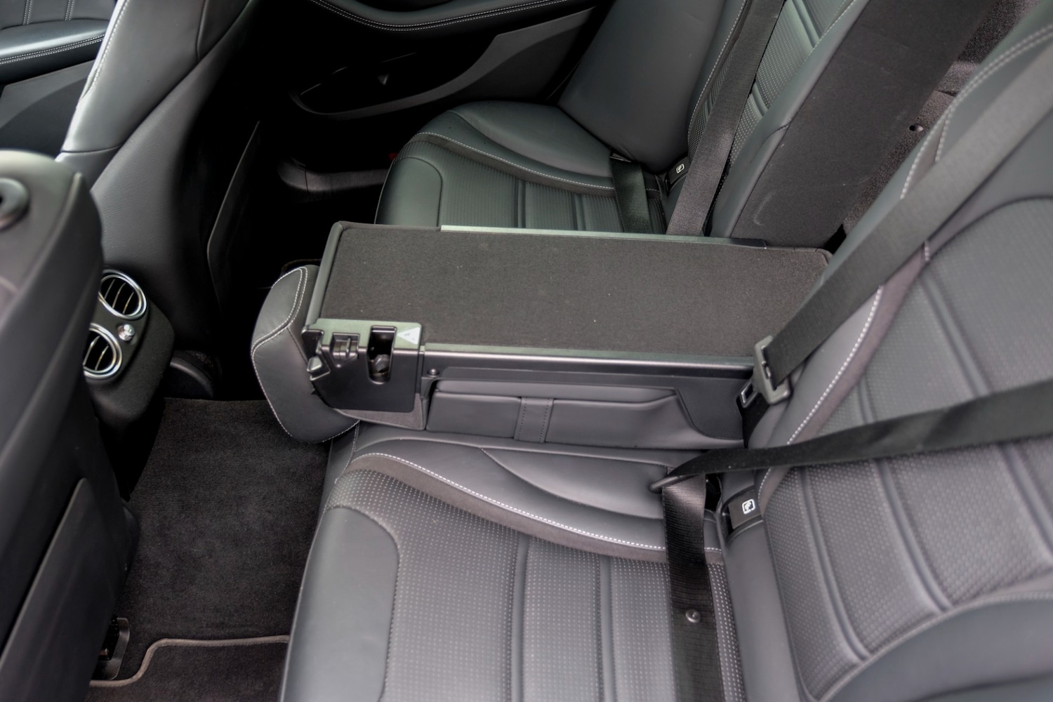 Used Mercedes-Benz C Class 2020 for sale - 76082580: Photo 65