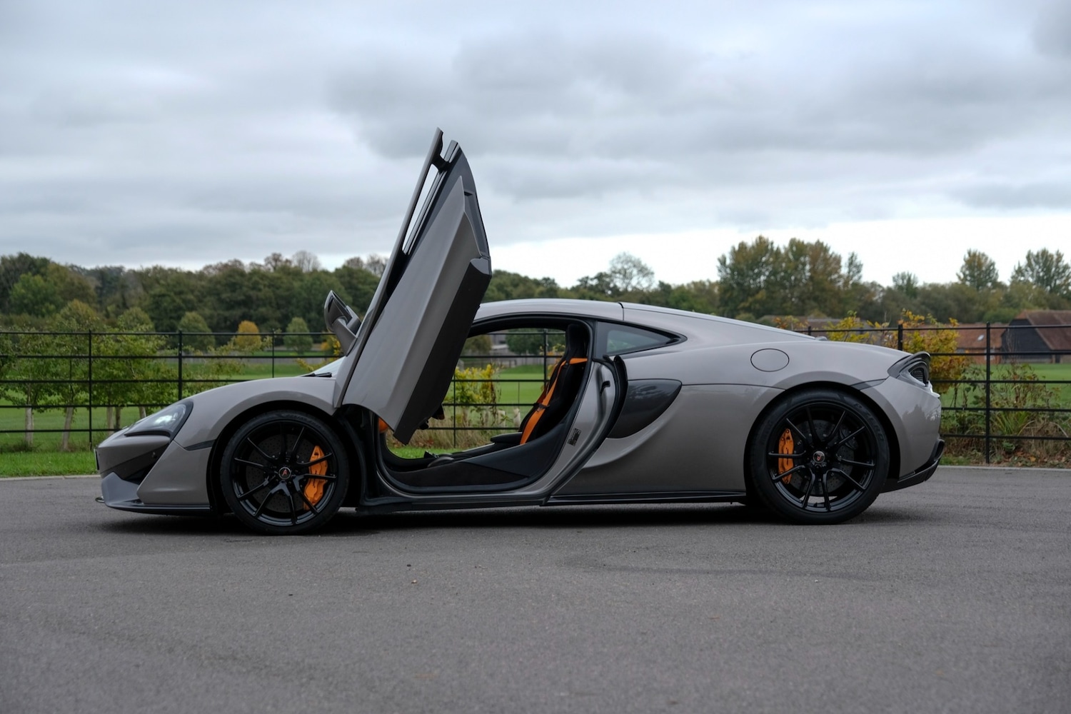 Used McLaren 570GT 2019 for sale - 76130937: Photo 12