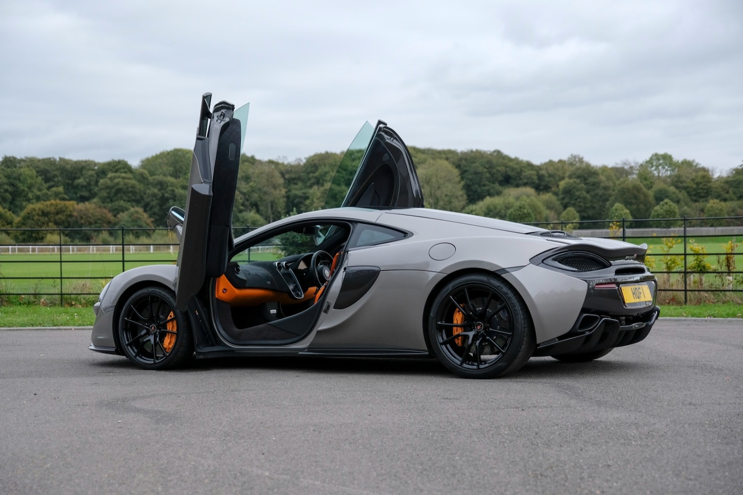 Used McLaren 570GT 2019 for sale - 76130937: Photo 13