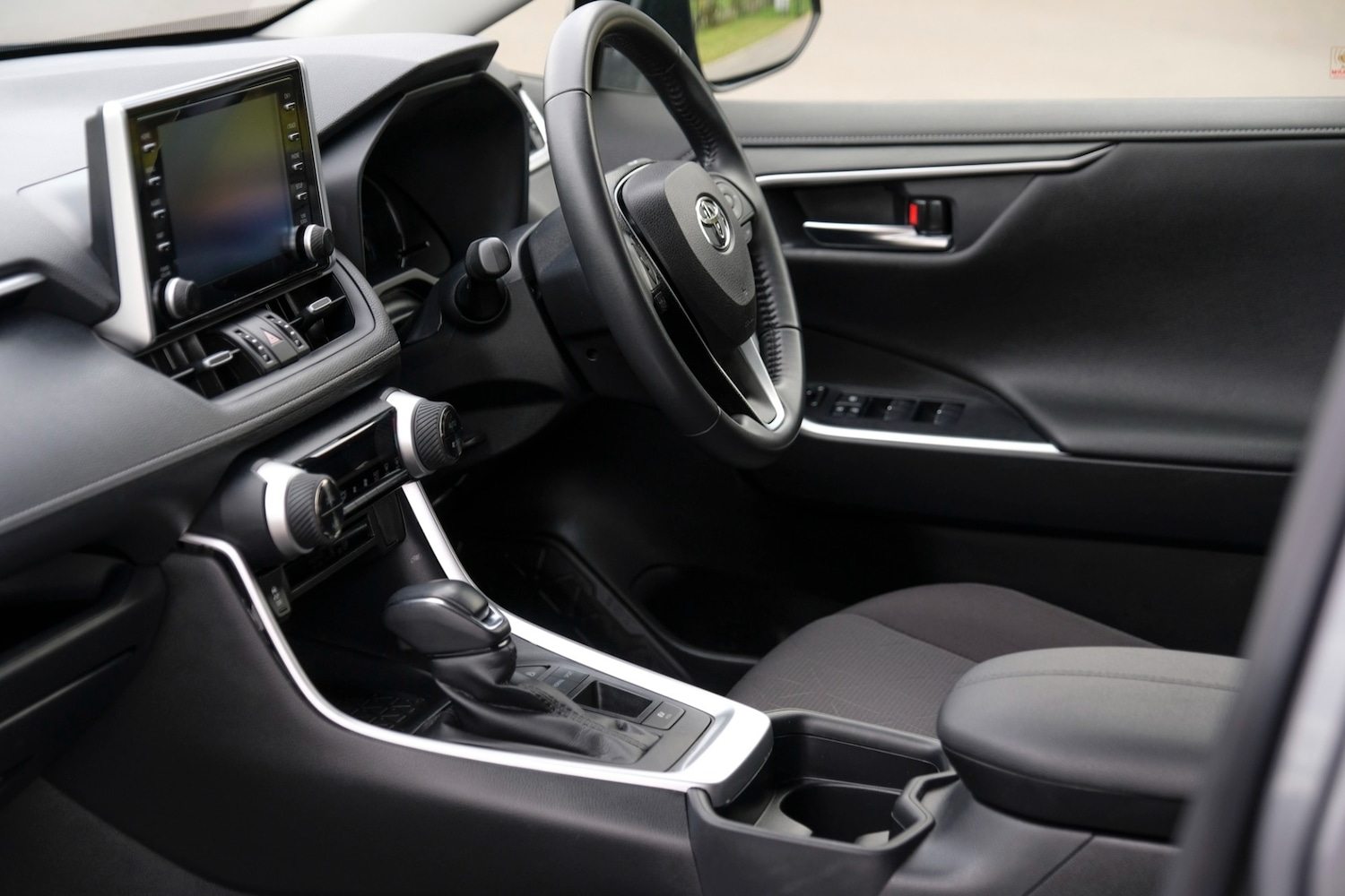 Used Toyota RAV4 2021 for sale - 76391572: Photo 3