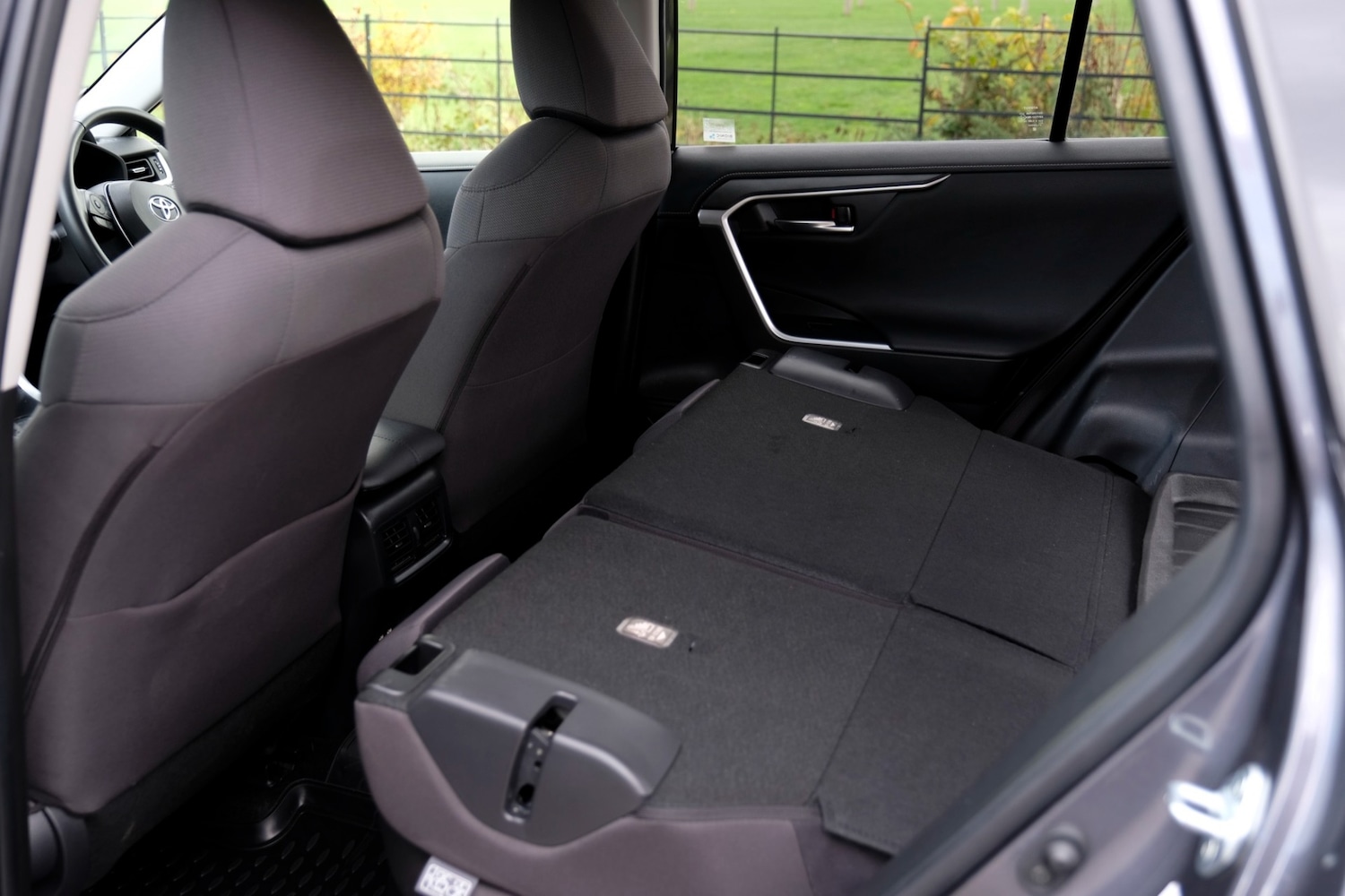 Used Toyota RAV4 2021 for sale - 76391572: Photo 48