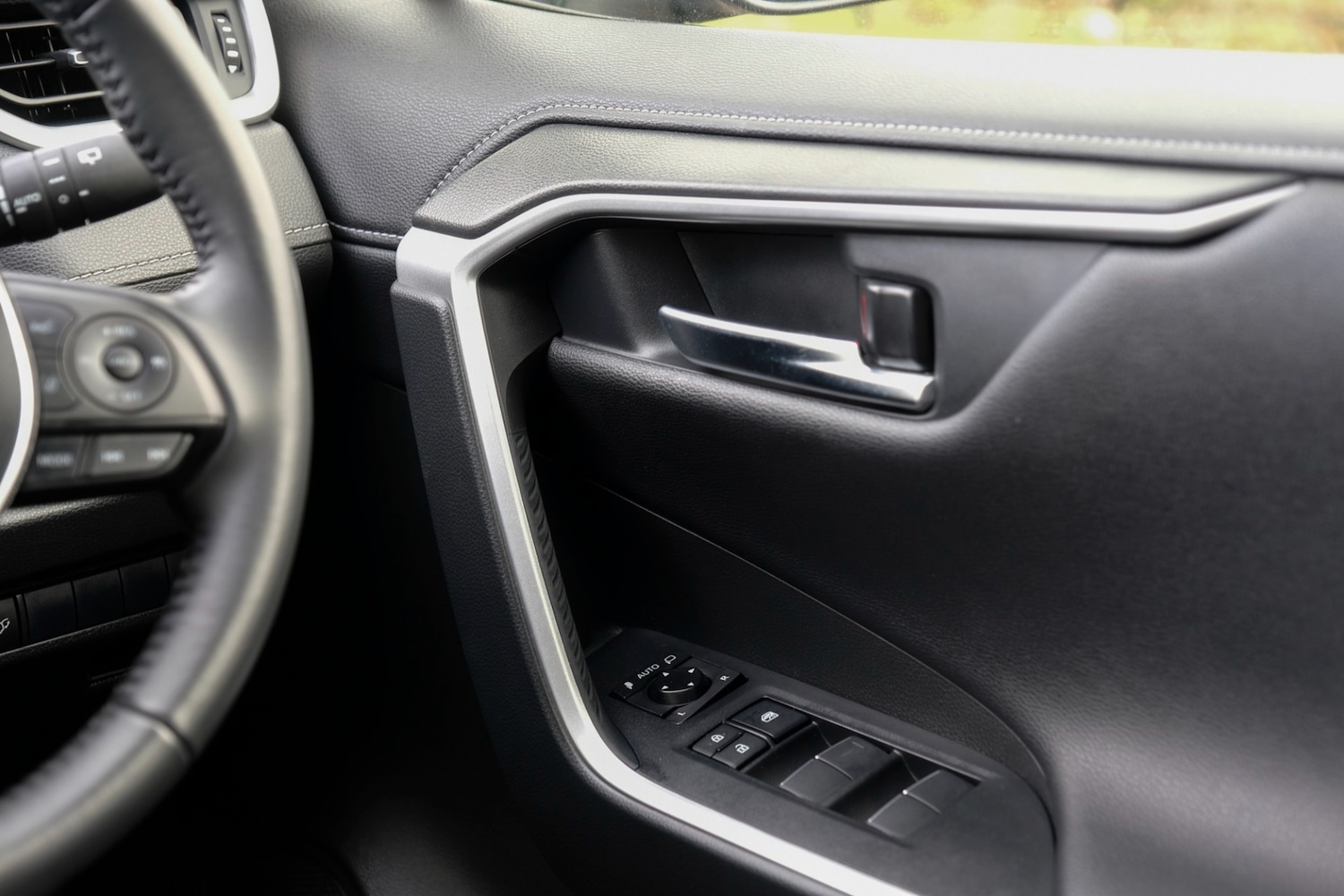 Used Toyota RAV4 2021 for sale - 76391572: Photo 54