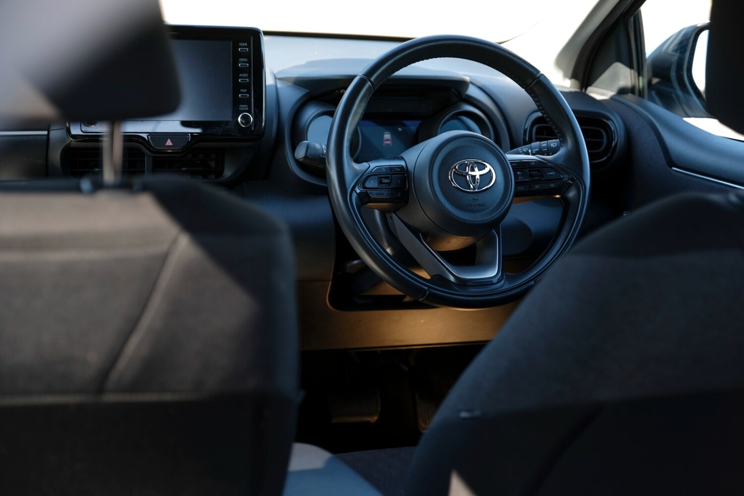 Used Toyota Yaris 2023 for sale - 77962378: Photo 16