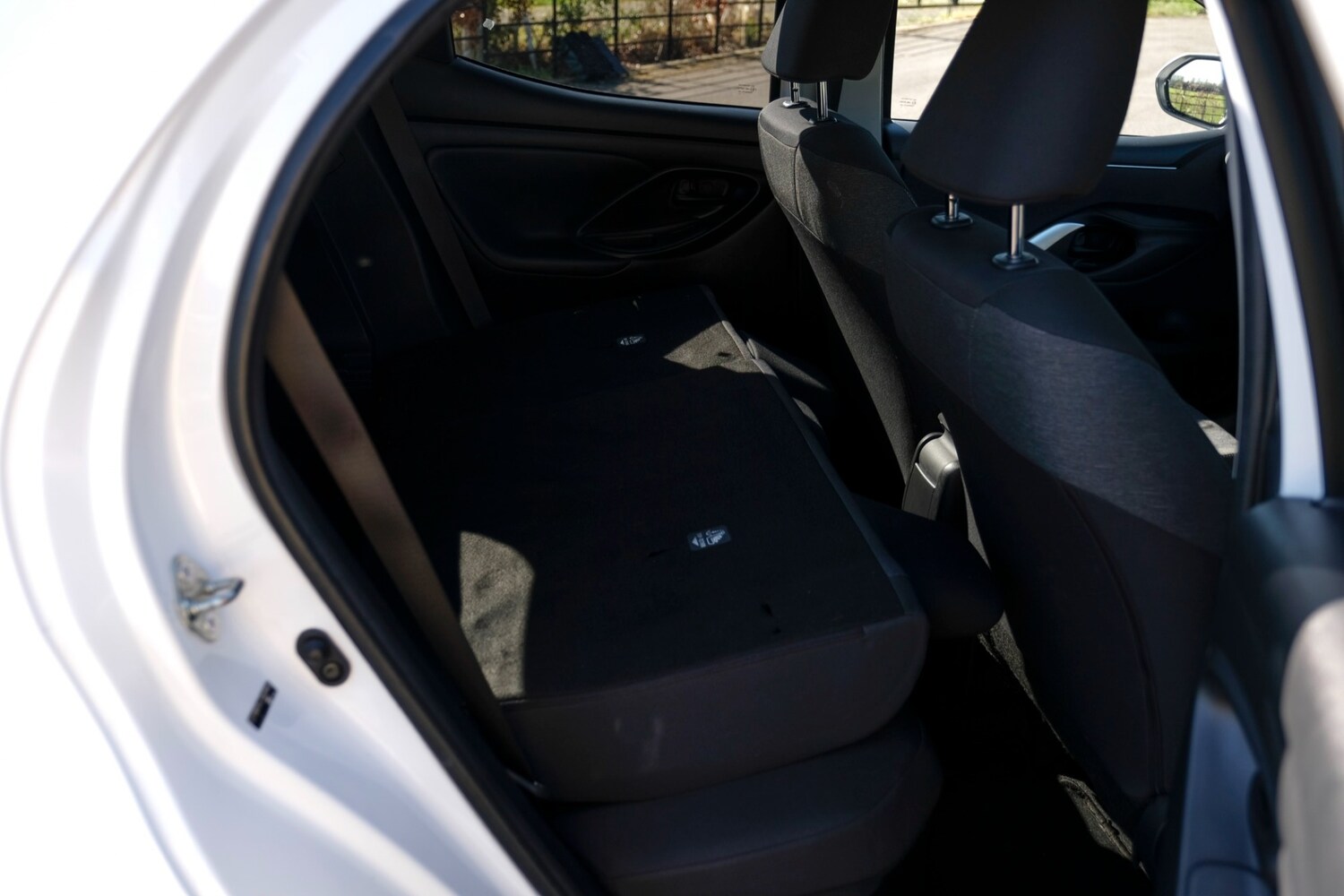 Used Toyota Yaris 2023 for sale - 77962378: Photo 25