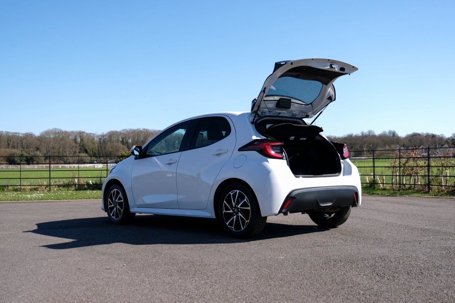 Used Toyota Yaris 2023 for sale - 77962378: Photo 8