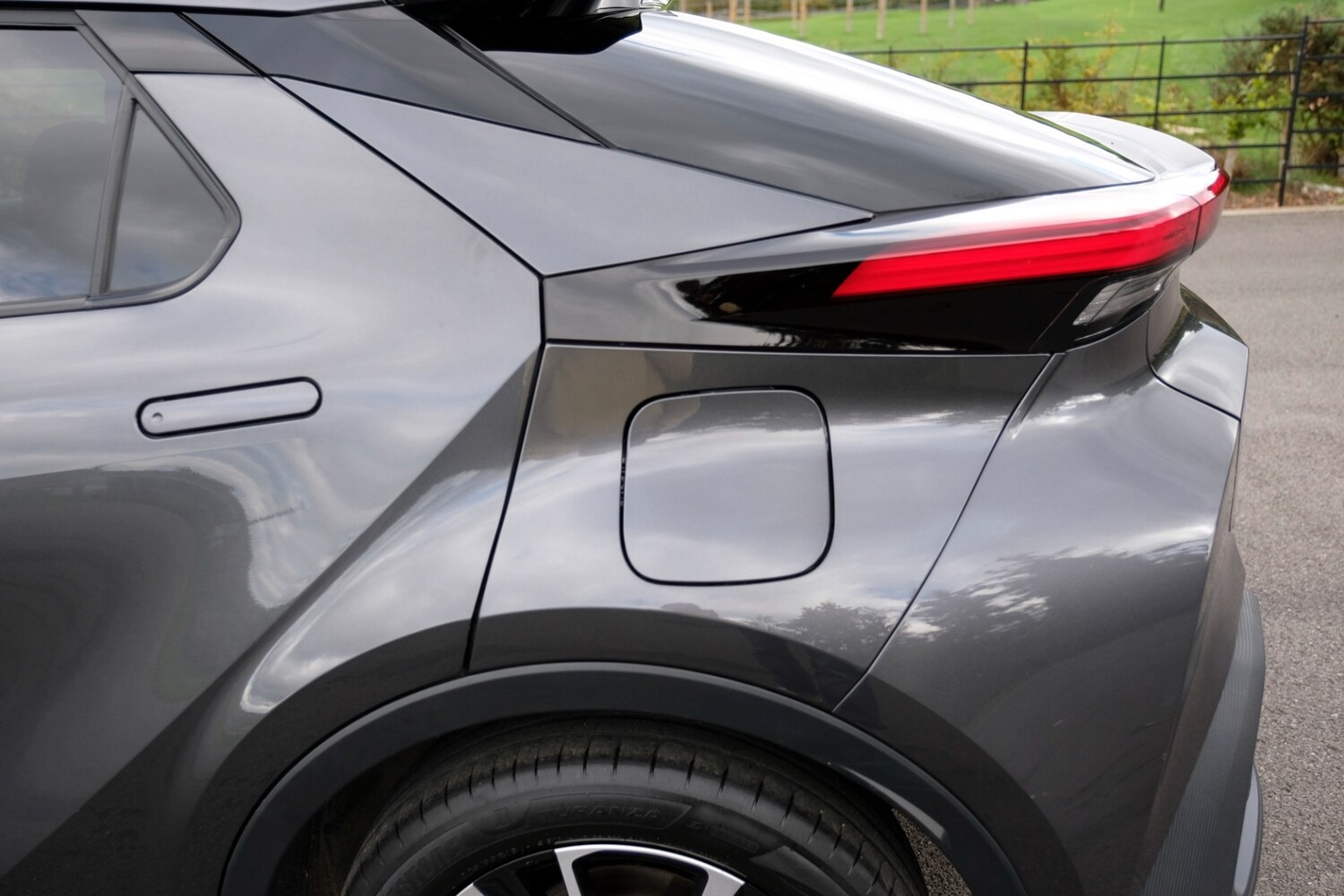 Used Toyota C-HR 2024 for sale - 75932247: Photo 30