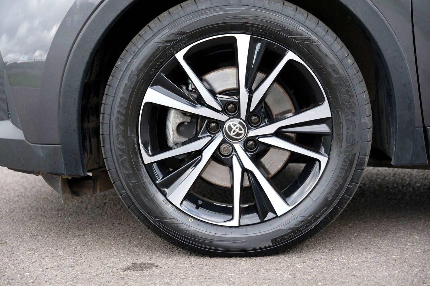 Used Toyota C-HR 2024 for sale - 75932247: Photo 32