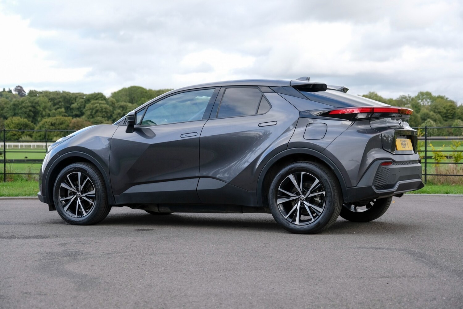 Used Toyota C-HR 2024 for sale - 75932247: Photo 9