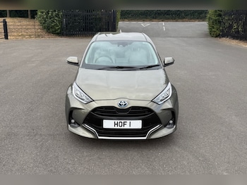 Used Toyota Yaris 2023 for sale - 79330297: Photo