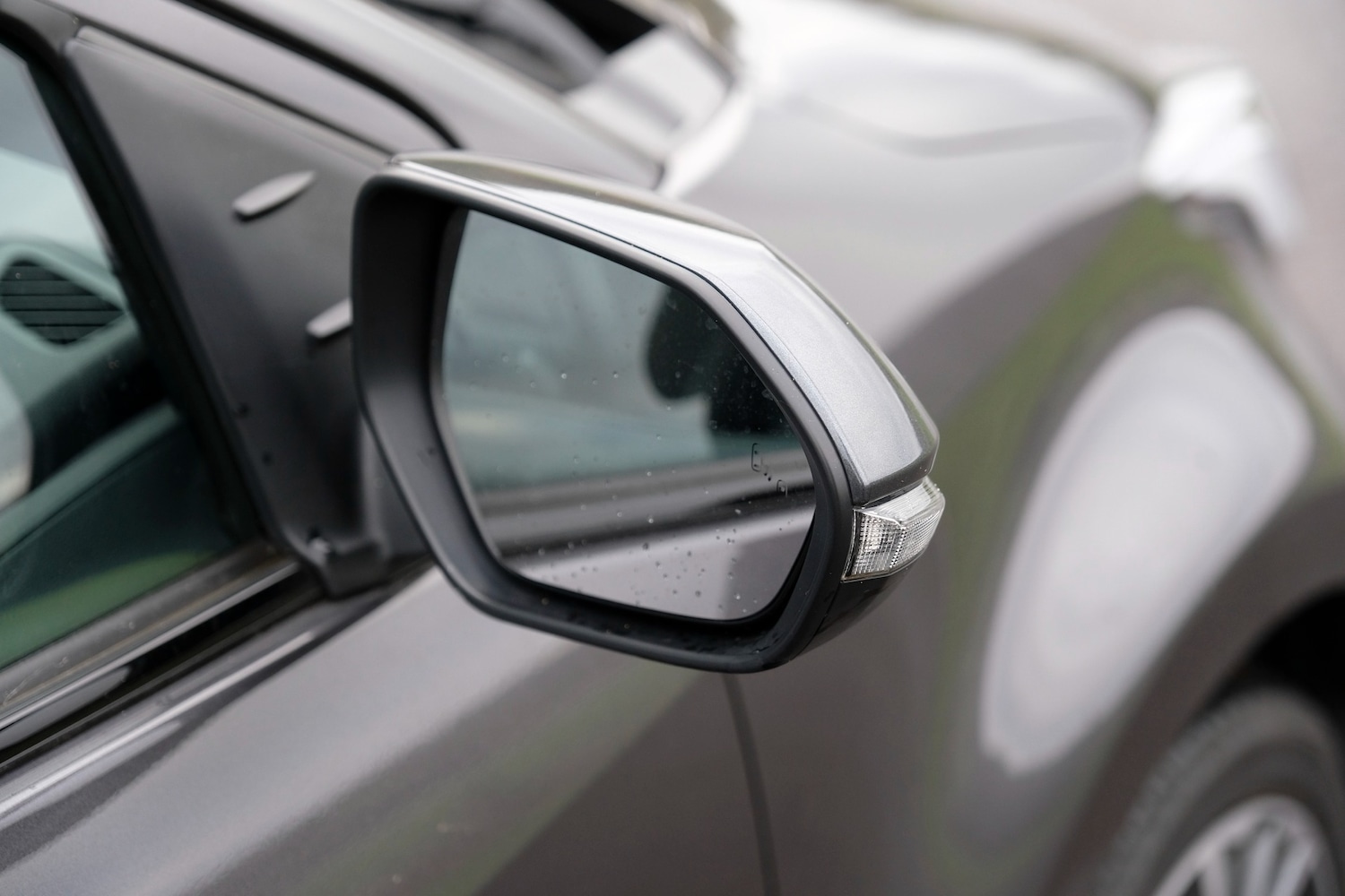 Used Toyota Yaris 2024 for sale - 76692832: Photo 26