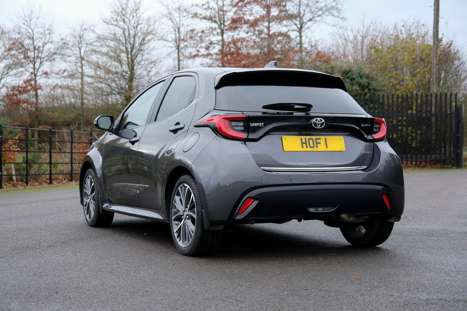 Used Toyota Yaris 2024 for sale - 76692832: Photo 3