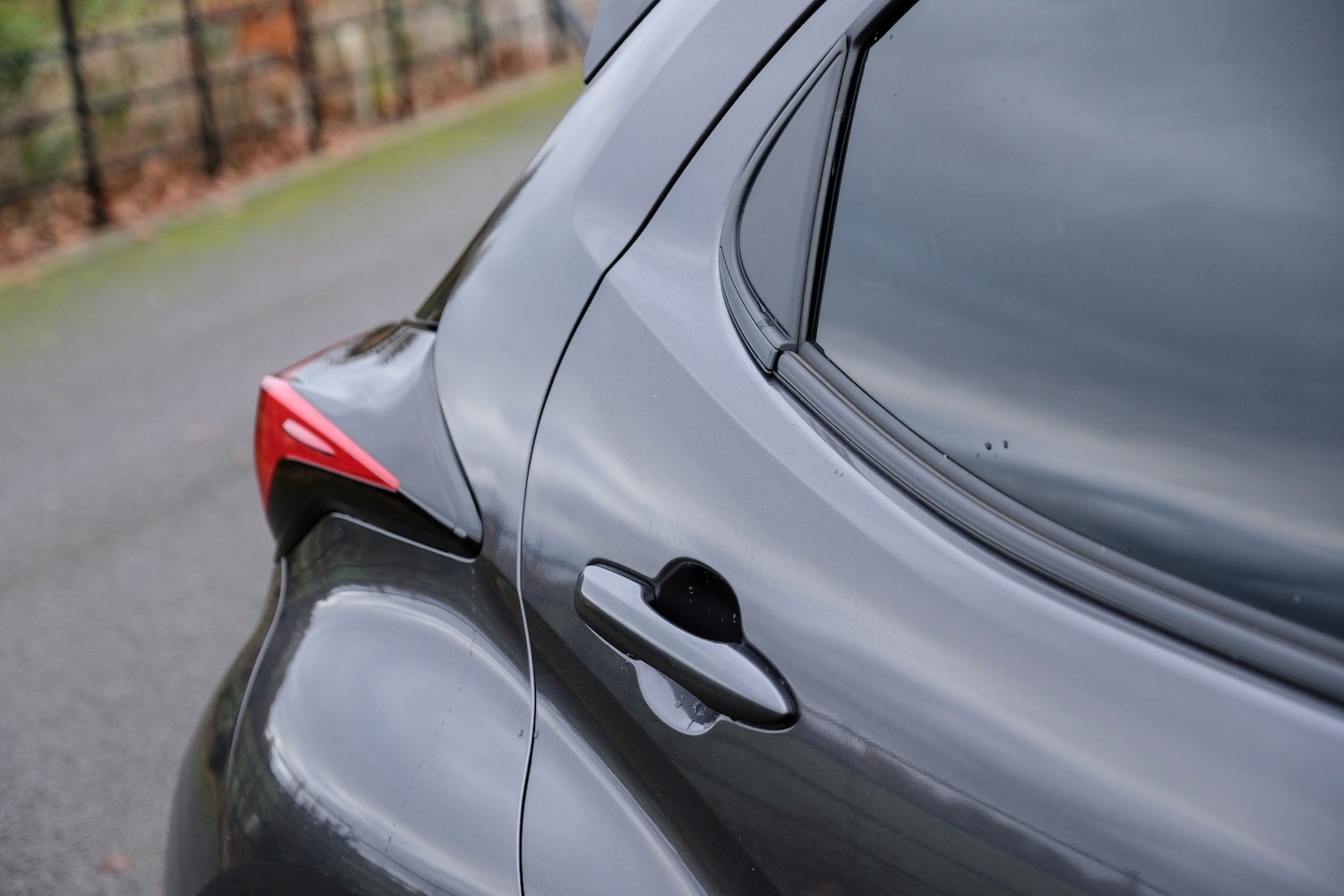 Used Toyota Yaris 2024 for sale - 76692832: Photo 31