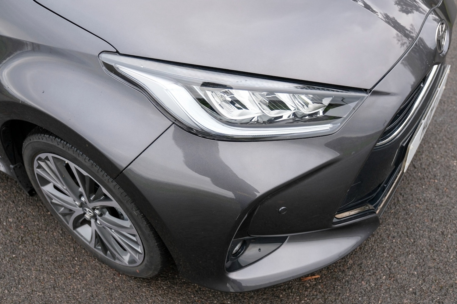 Used Toyota Yaris 2024 for sale - 76692832: Photo 32