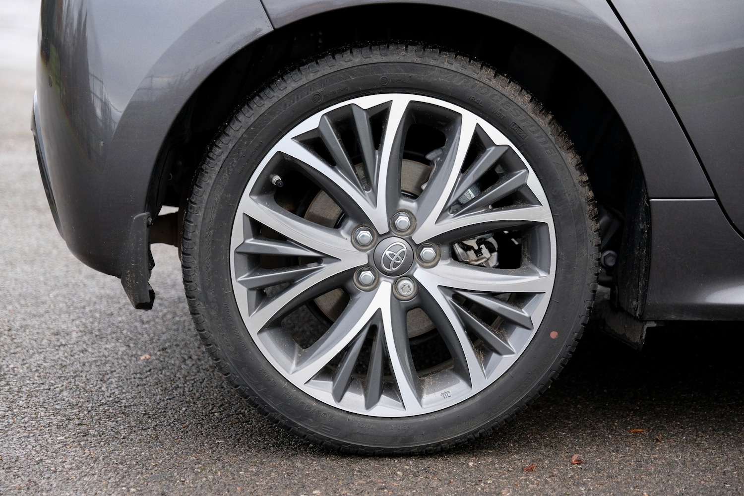 Used Toyota Yaris 2024 for sale - 76692832: Photo 43