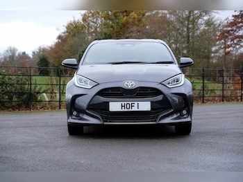 Used Toyota Yaris 2024 for sale - 76692832: Photo