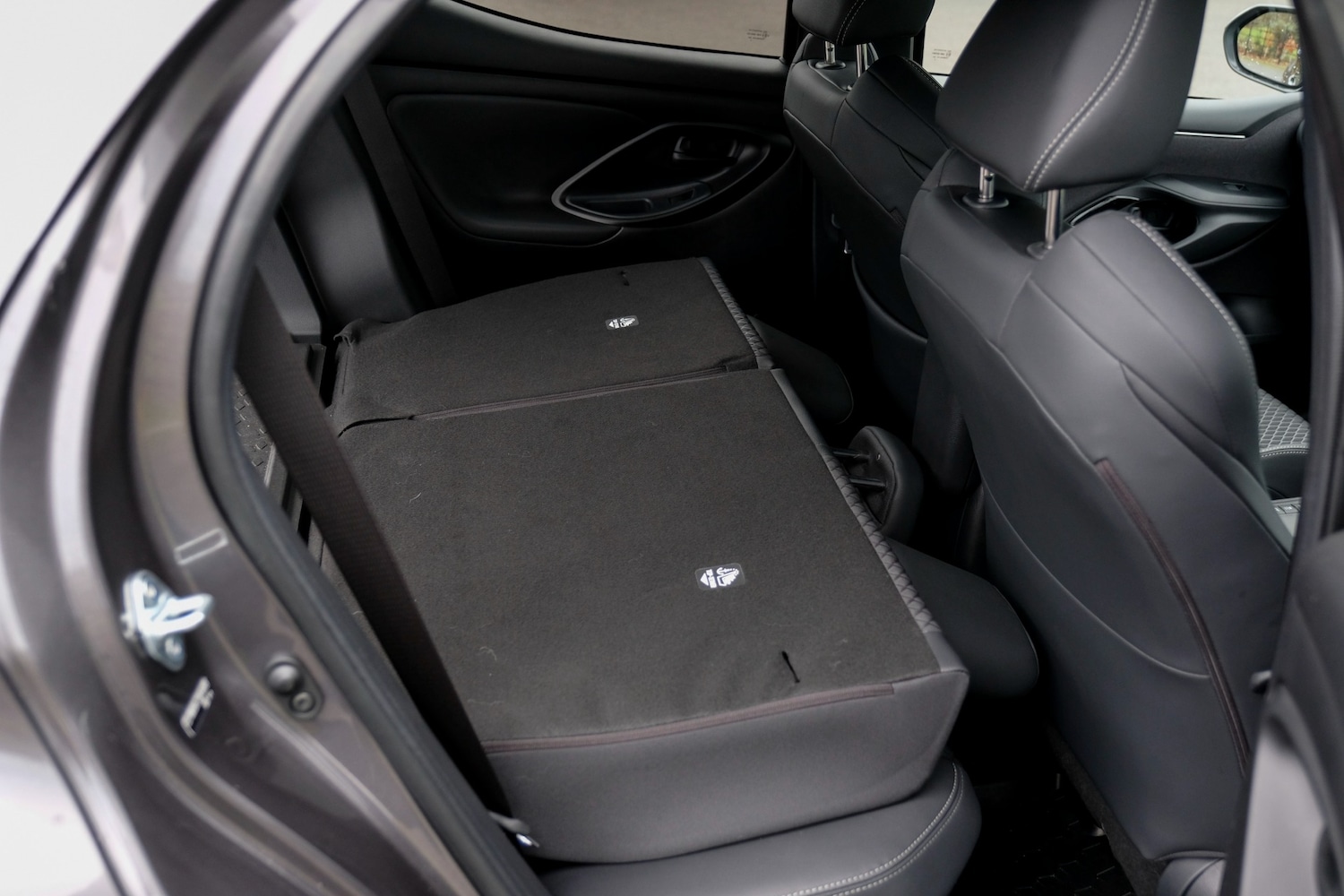 Used Toyota Yaris 2024 for sale - 76692832: Photo 50