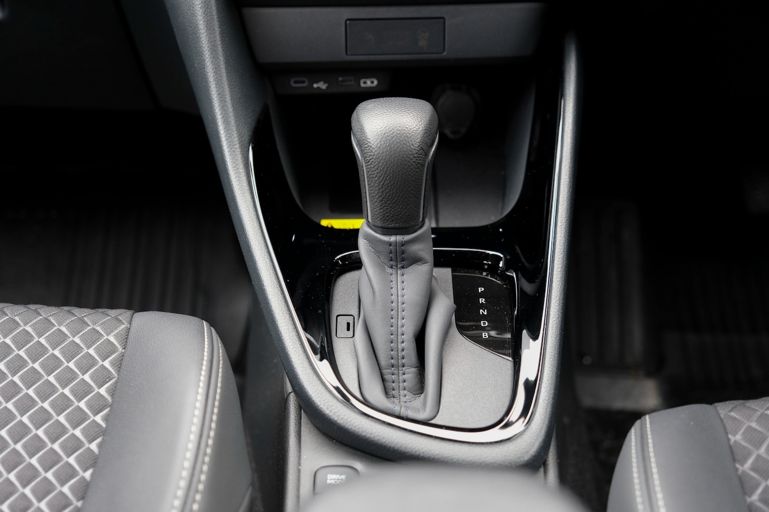 Used Toyota Yaris 2024 for sale - 76692832: Photo 60