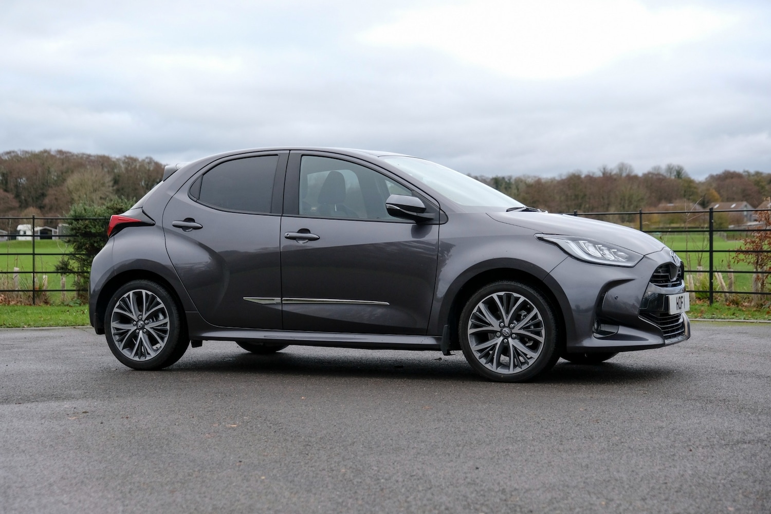 Used Toyota Yaris 2024 for sale - 76692832: Photo 7