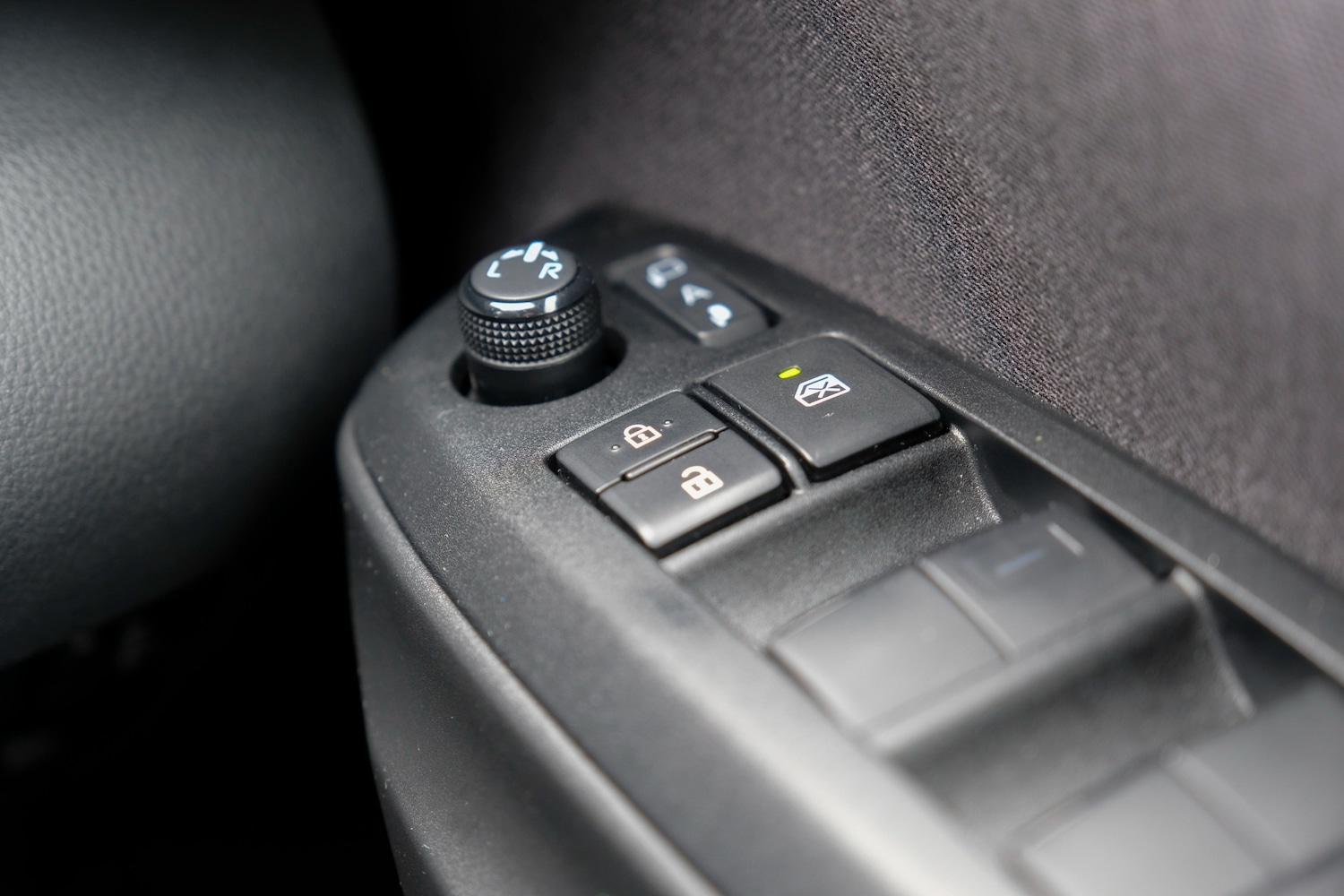 Used Toyota Yaris 2024 for sale - 76692832: Photo 74