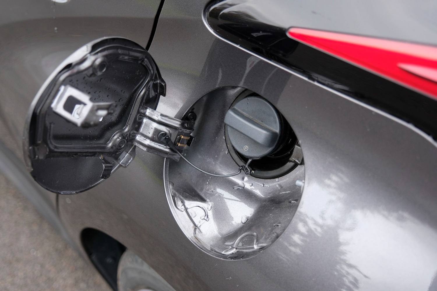 Used Toyota Yaris 2024 for sale - 76692832: Photo 77