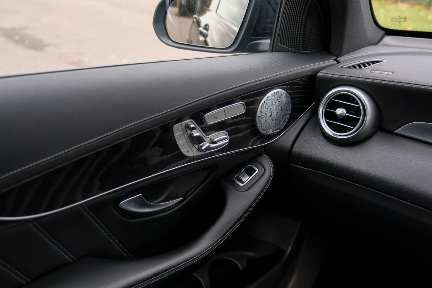 Used Mercedes-Benz GLC 2020 for sale - 76382678: Photo 66