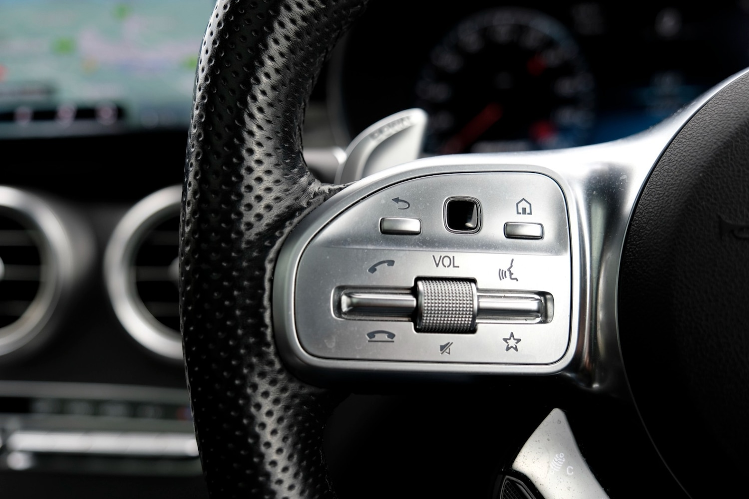 Used Mercedes-Benz GLC 2020 for sale - 76382678: Photo 74