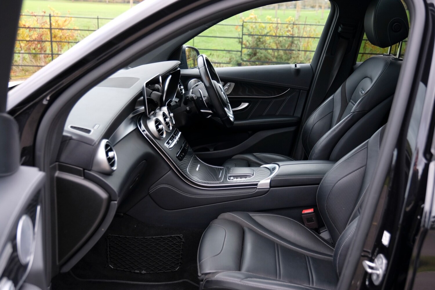 Used Mercedes-Benz GLC 2020 for sale - 76382678: Photo 81