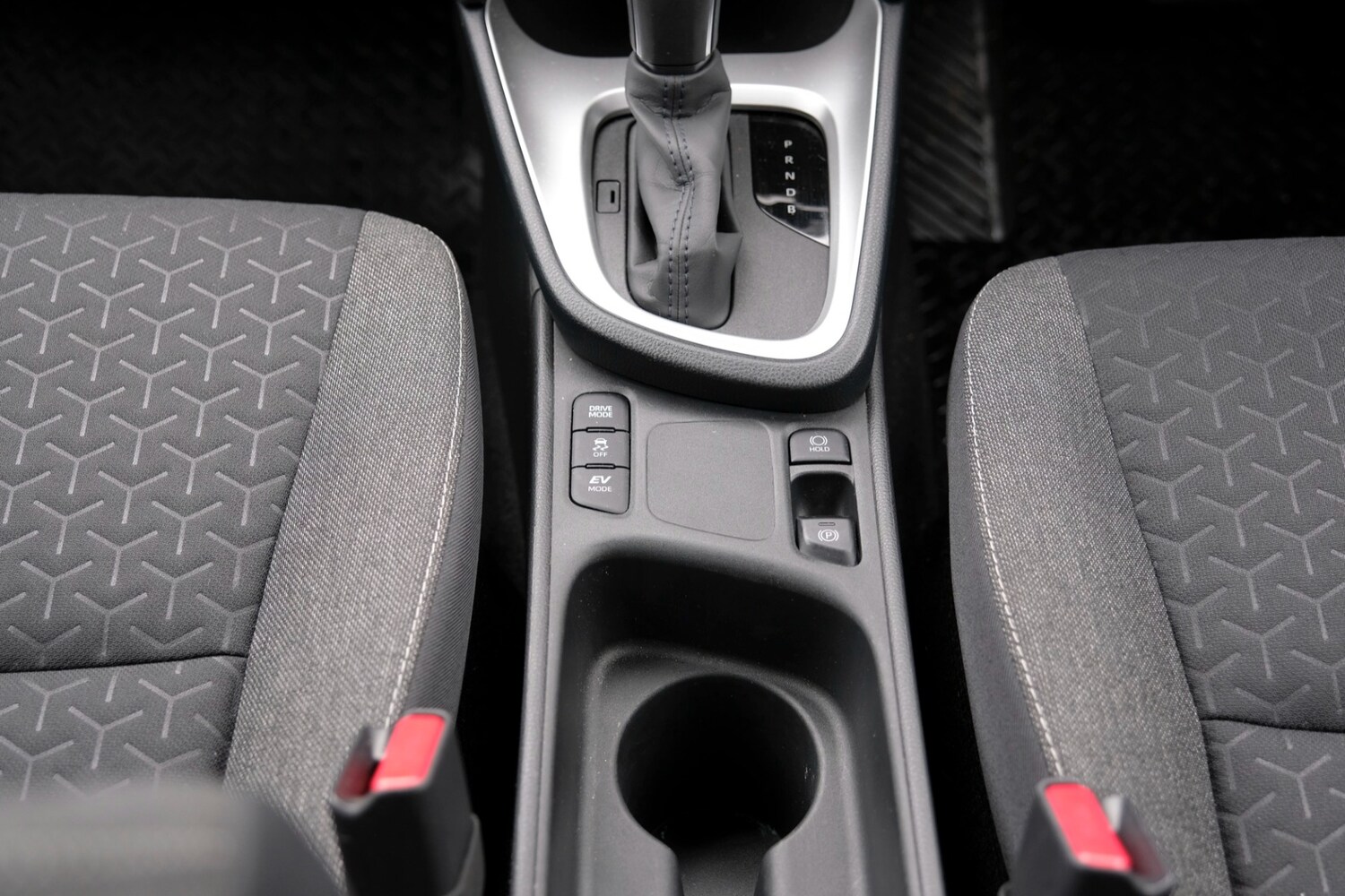 Used Toyota Yaris Cross 2023 for sale - 76564979: Photo 64