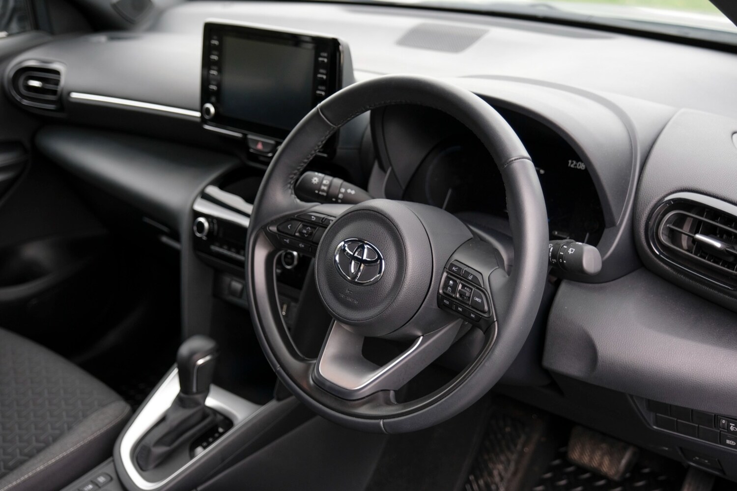 Used Toyota Yaris Cross 2023 for sale - 76564979: Photo 66