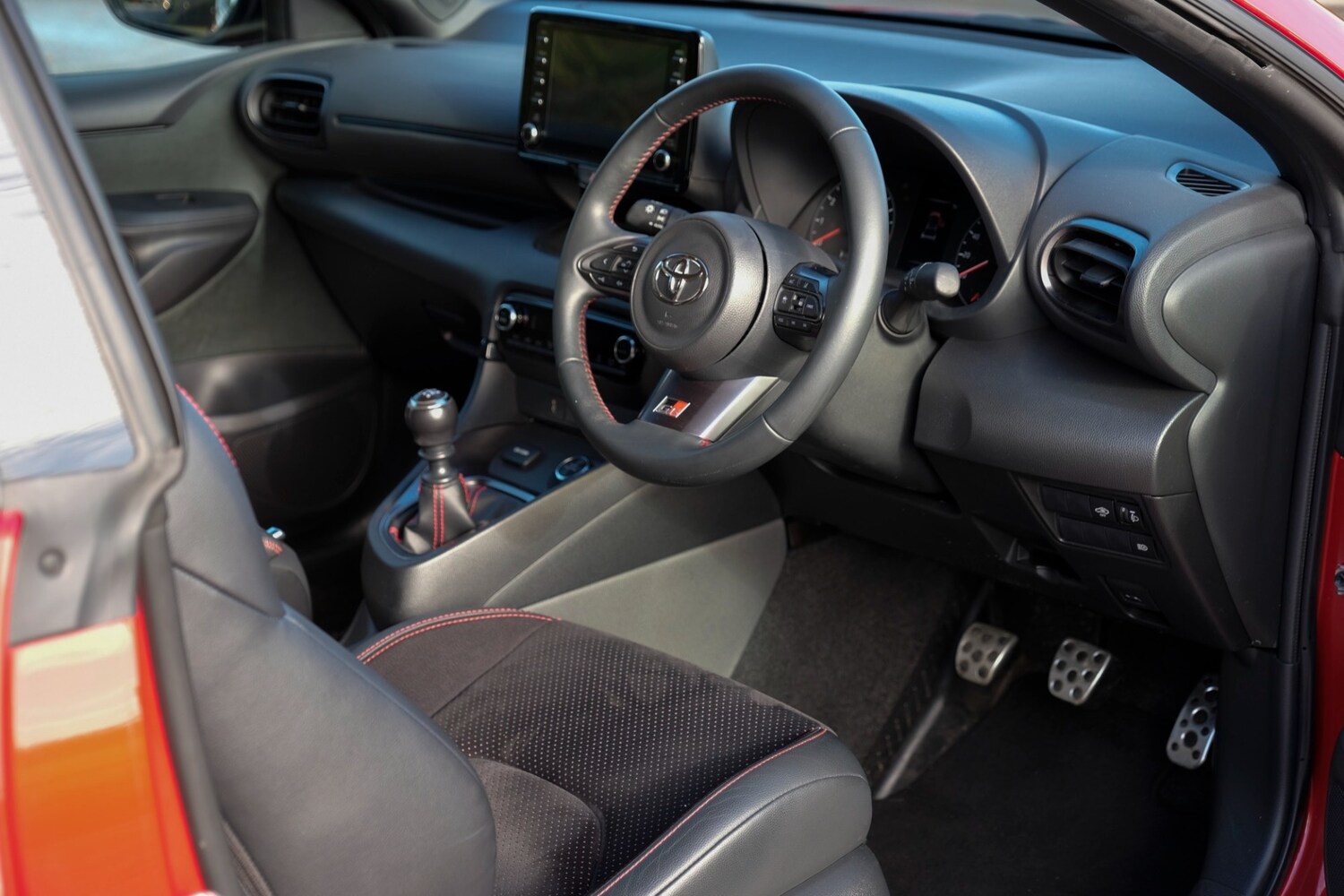 Used Toyota Yaris 2021 for sale - 76402121: Photo 45