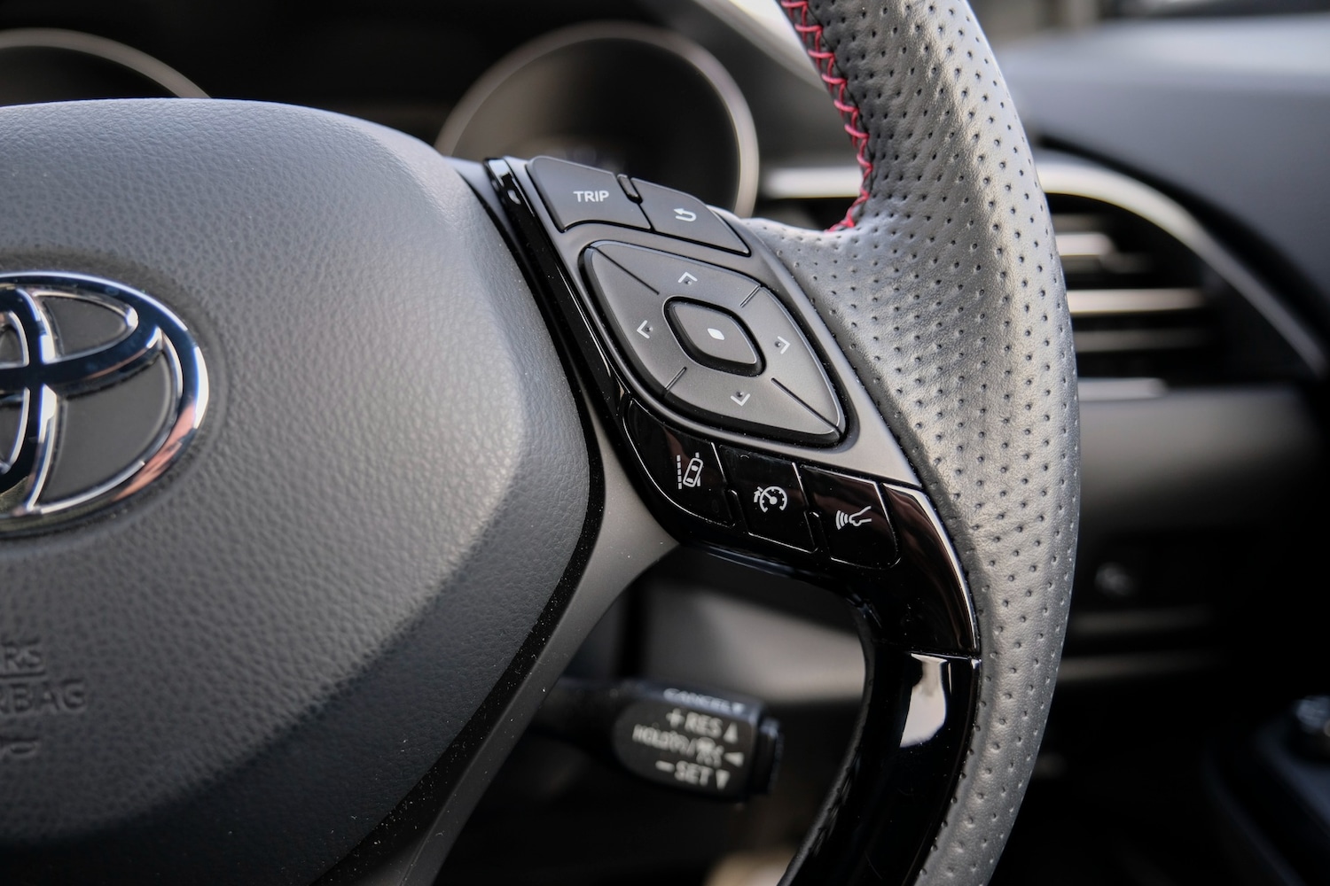 Used Toyota C-HR 2022 for sale - 77220554: Photo 17