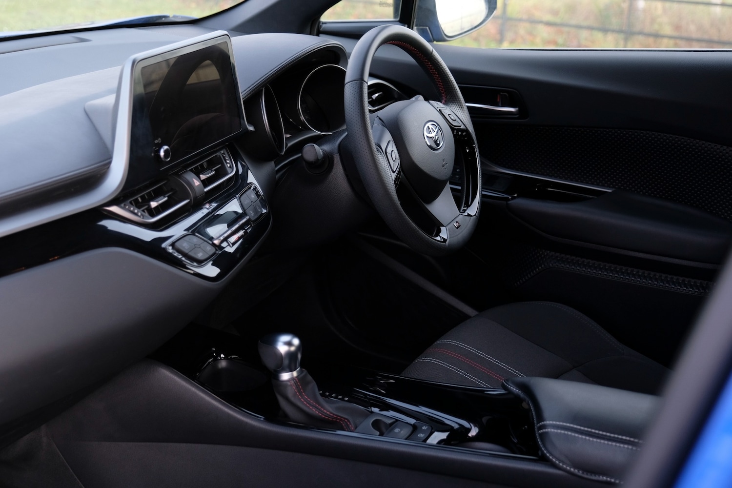 Used Toyota C-HR 2022 for sale - 77220554: Photo 3