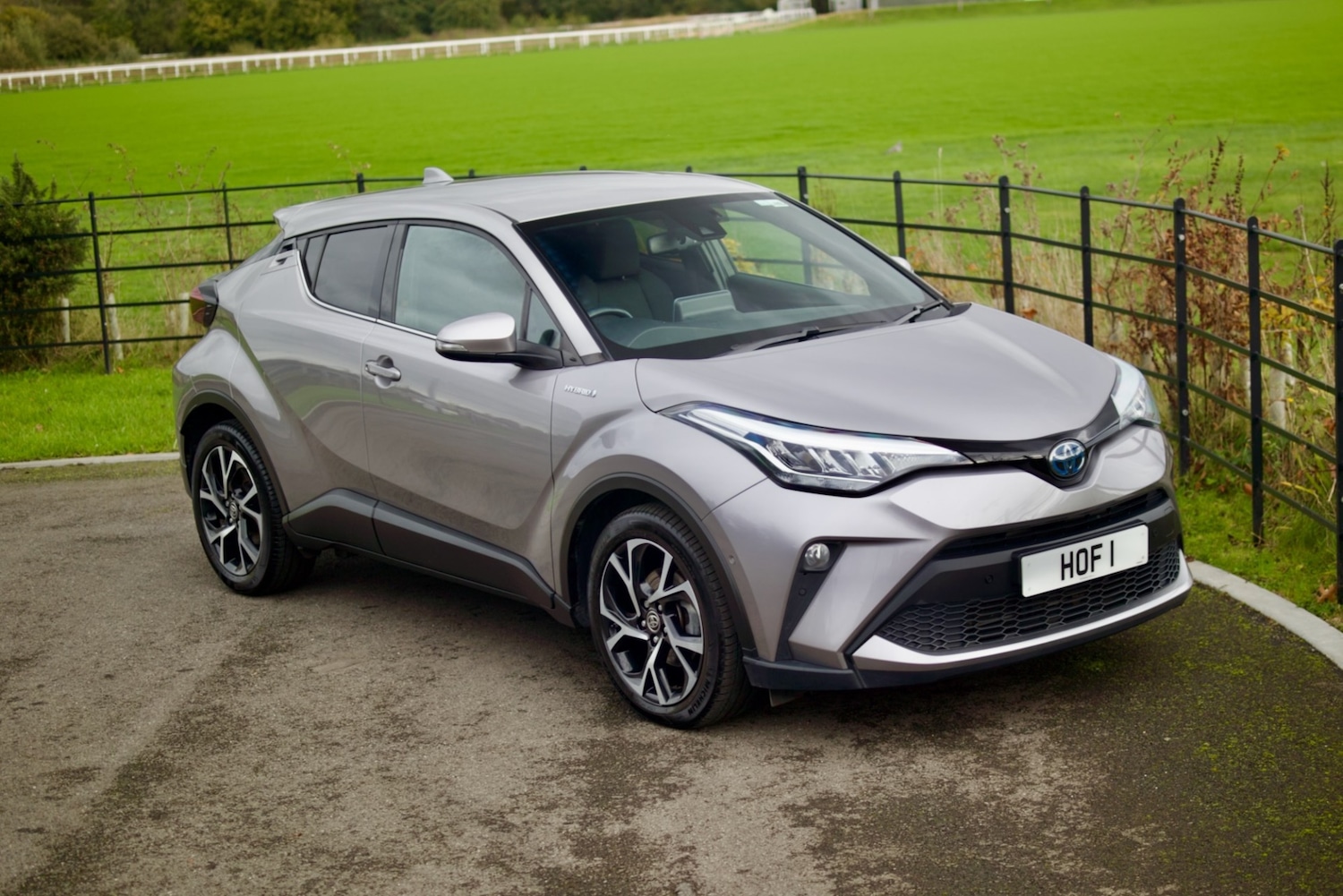Used Toyota C-HR 2020 for sale - 72748582: Photo 1