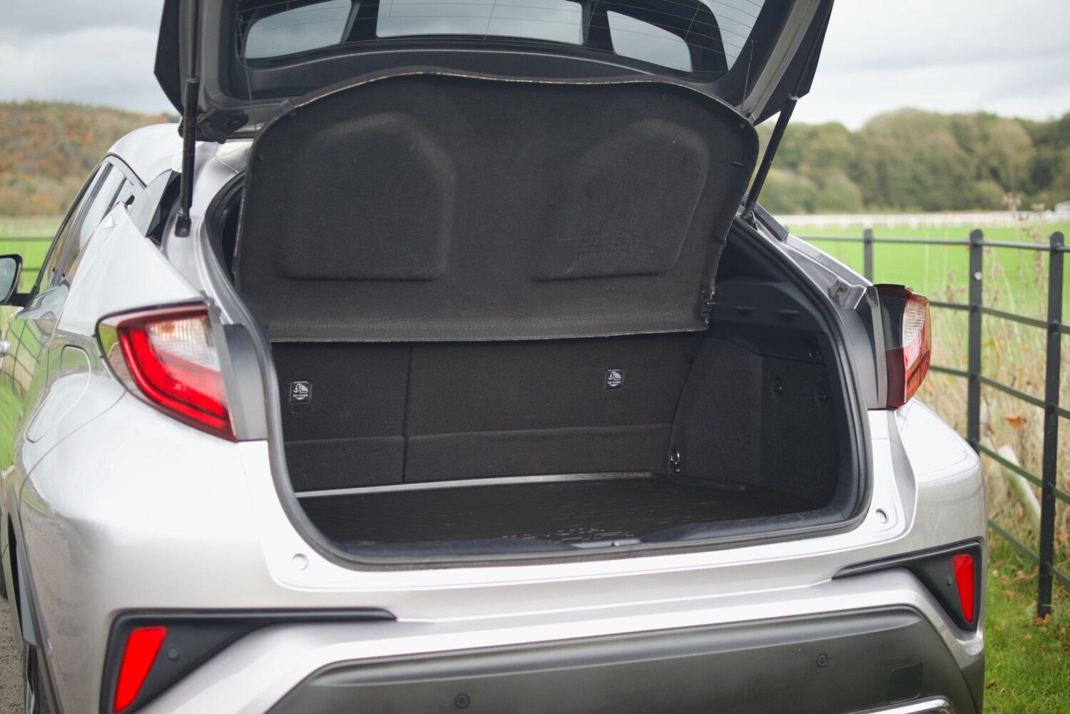 Used Toyota C-HR 2020 for sale - 72748582: Photo 37