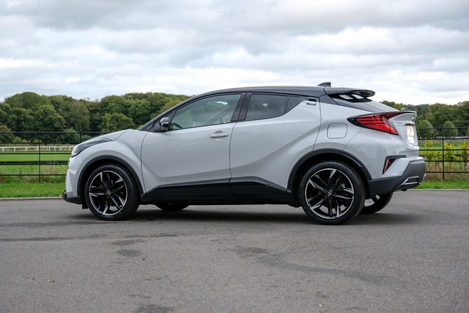 Used Toyota C-HR 2023 for sale - 76006377: Photo 11