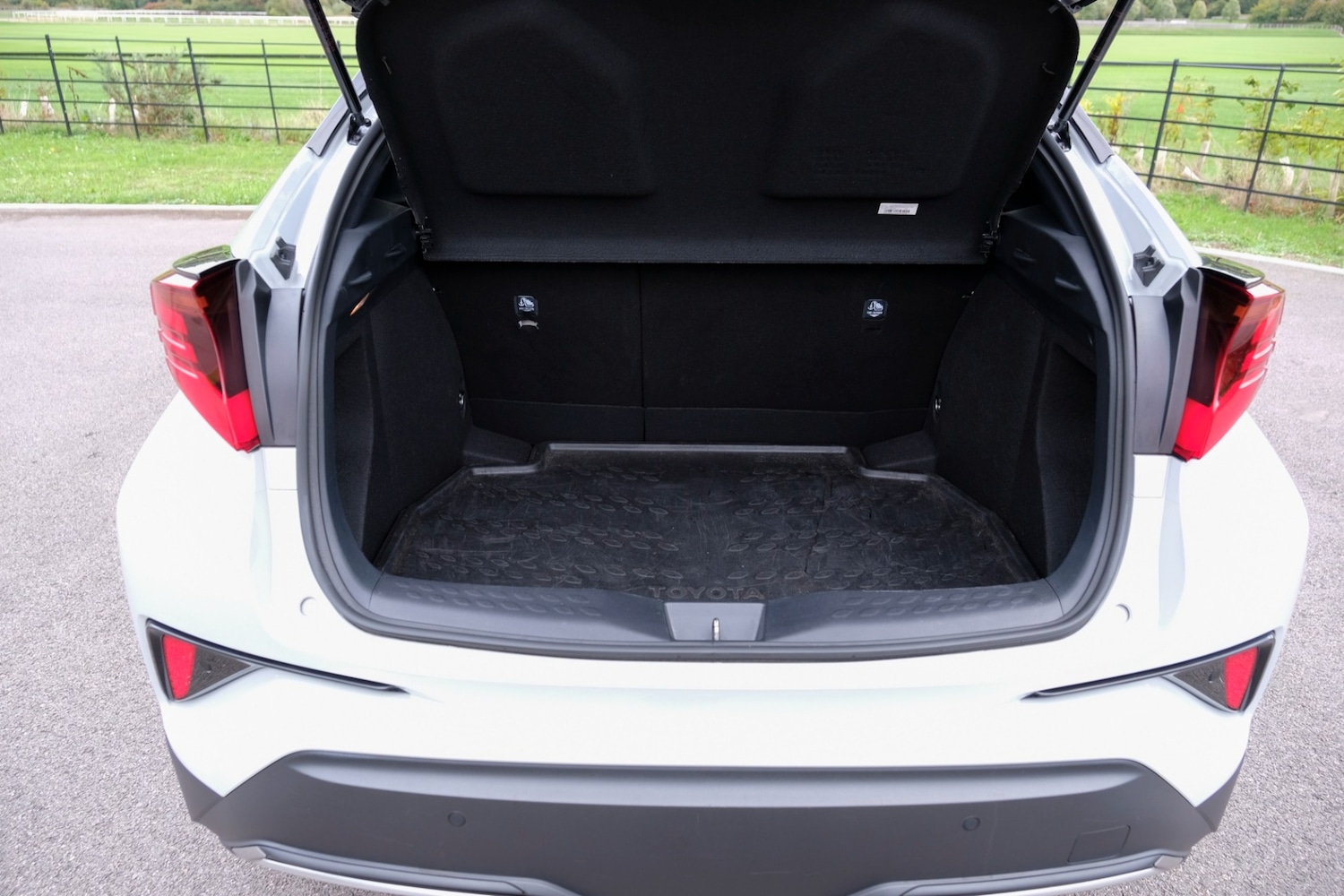 Used Toyota C-HR 2023 for sale - 76006377: Photo 39