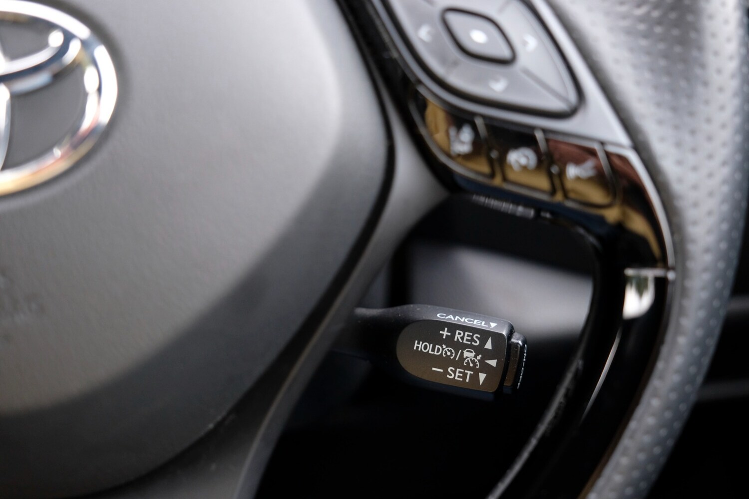 Used Toyota C-HR 2023 for sale - 76006377: Photo 69