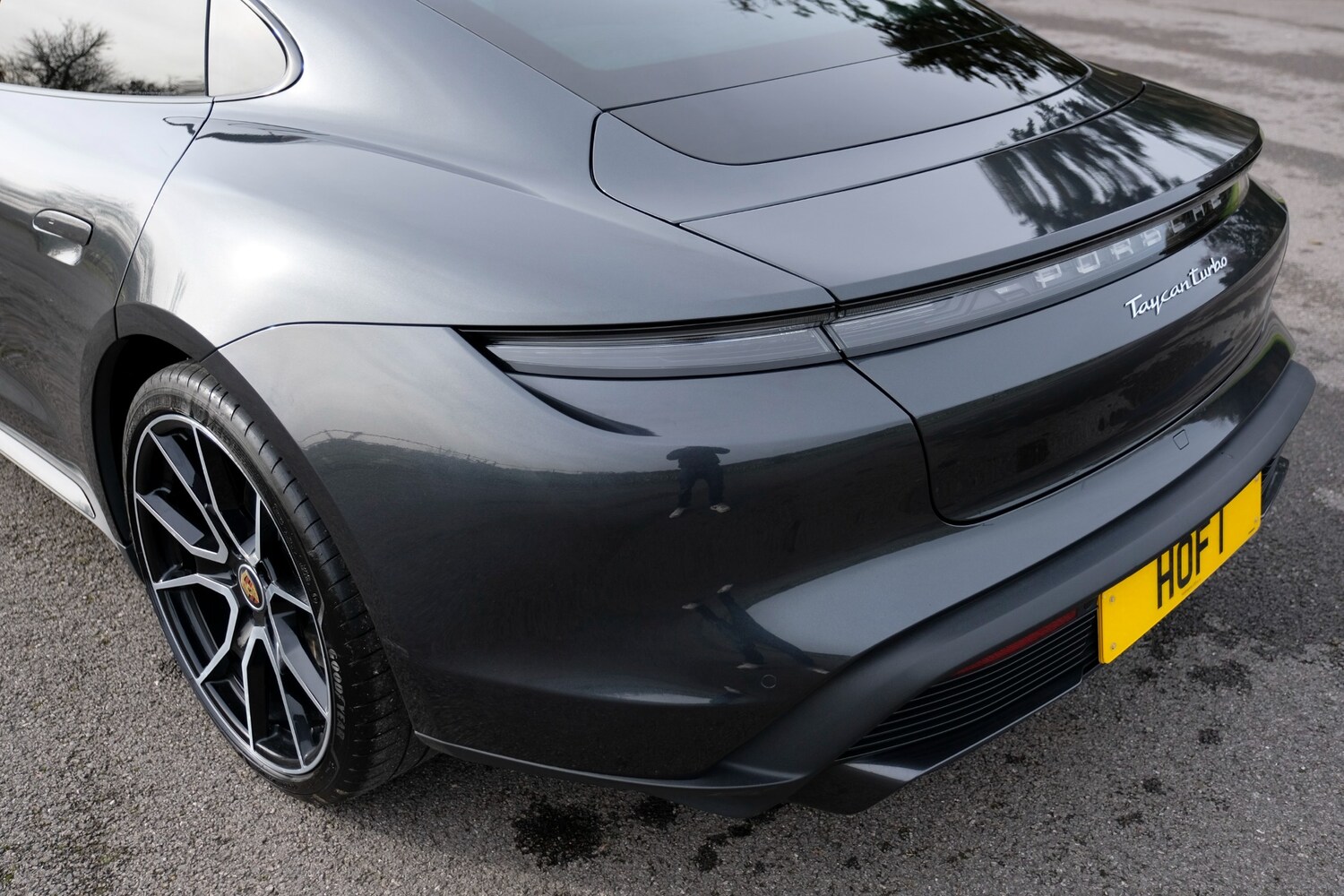 Used Porsche Taycan 2023 for sale - 77603431: Photo 13