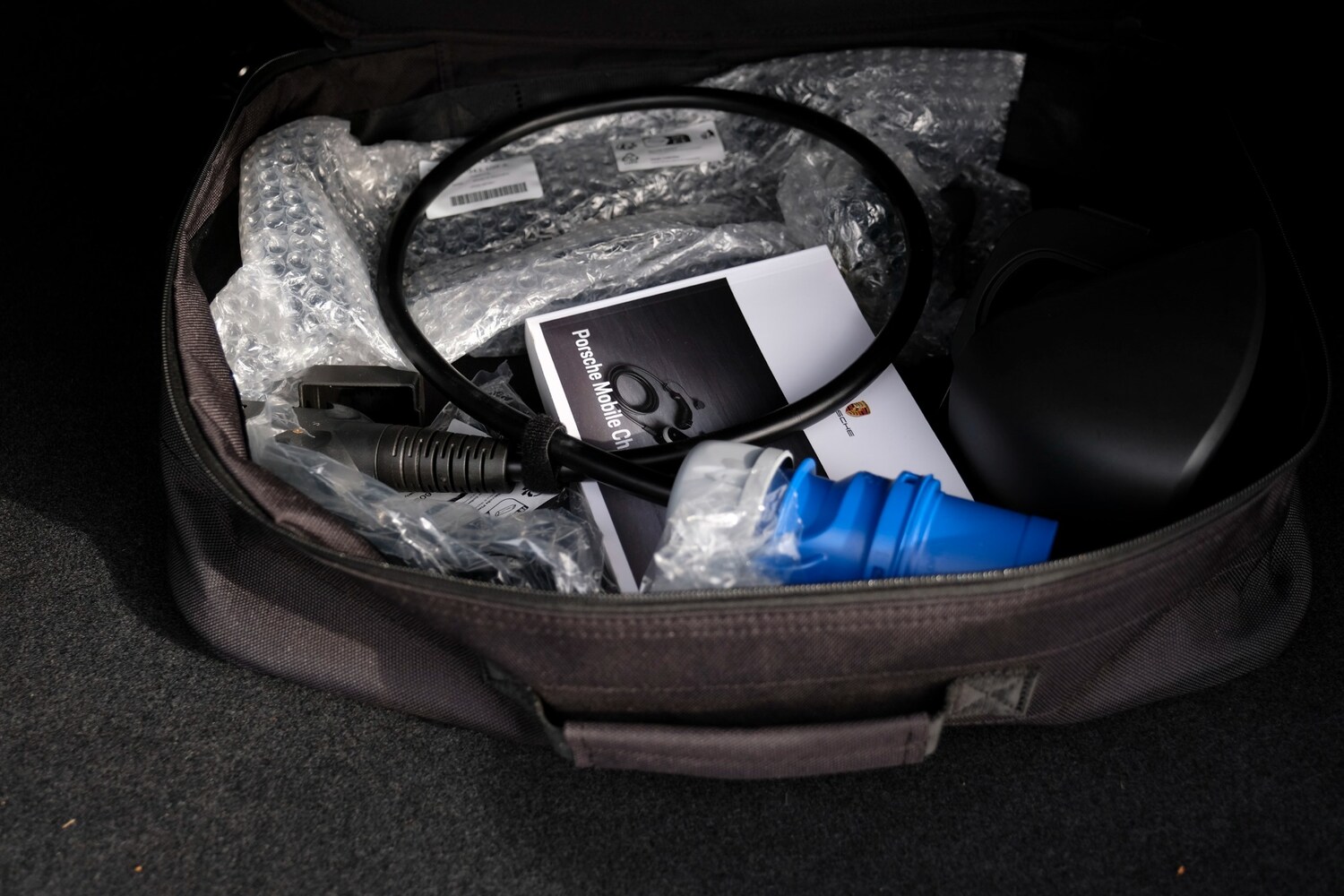 Used Porsche Taycan 2023 for sale - 77603431: Photo 34