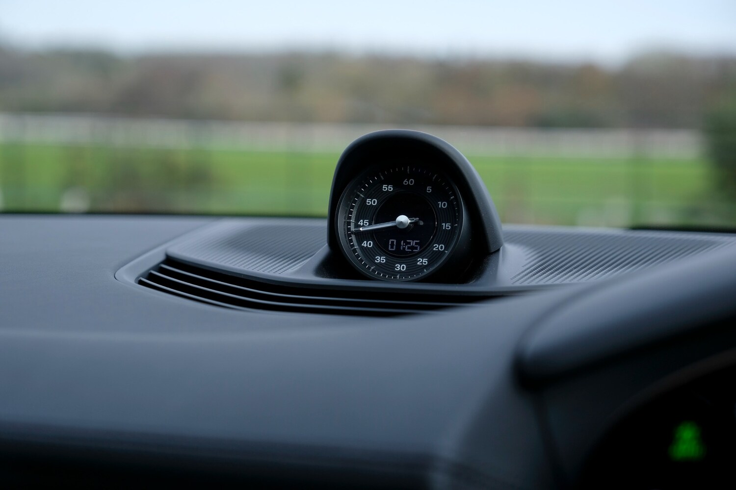 Used Porsche Taycan 2023 for sale - 77603431: Photo 47