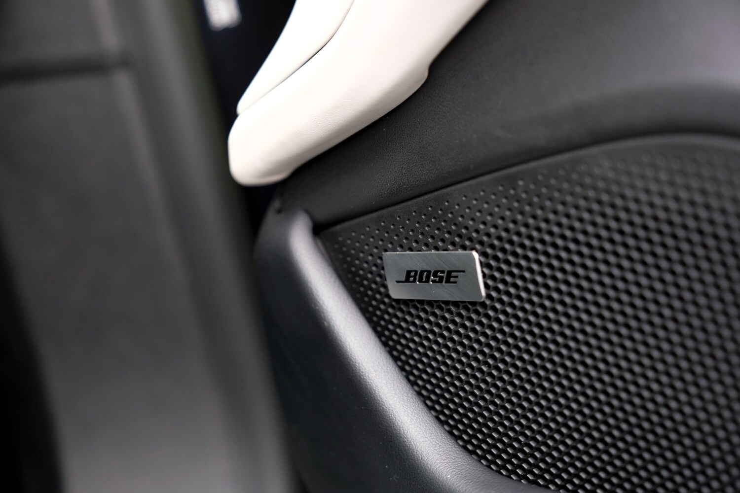 Used Porsche Taycan 2023 for sale - 77603431: Photo 48