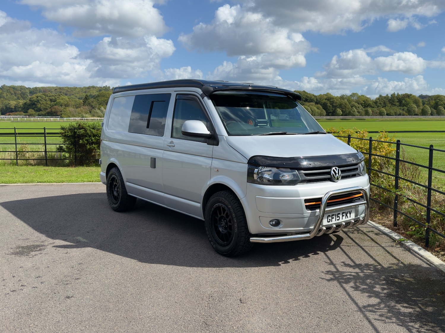 Used Volkswagen Transporter 2015 for sale - 76005585: Photo 1