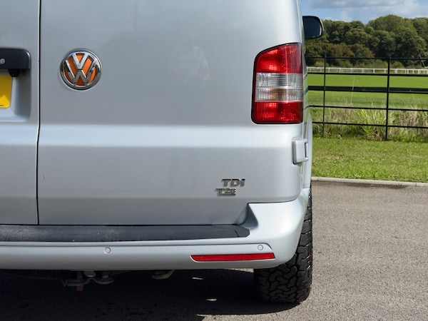 Used Volkswagen Transporter 2015 for sale - 76005585: Photo 20