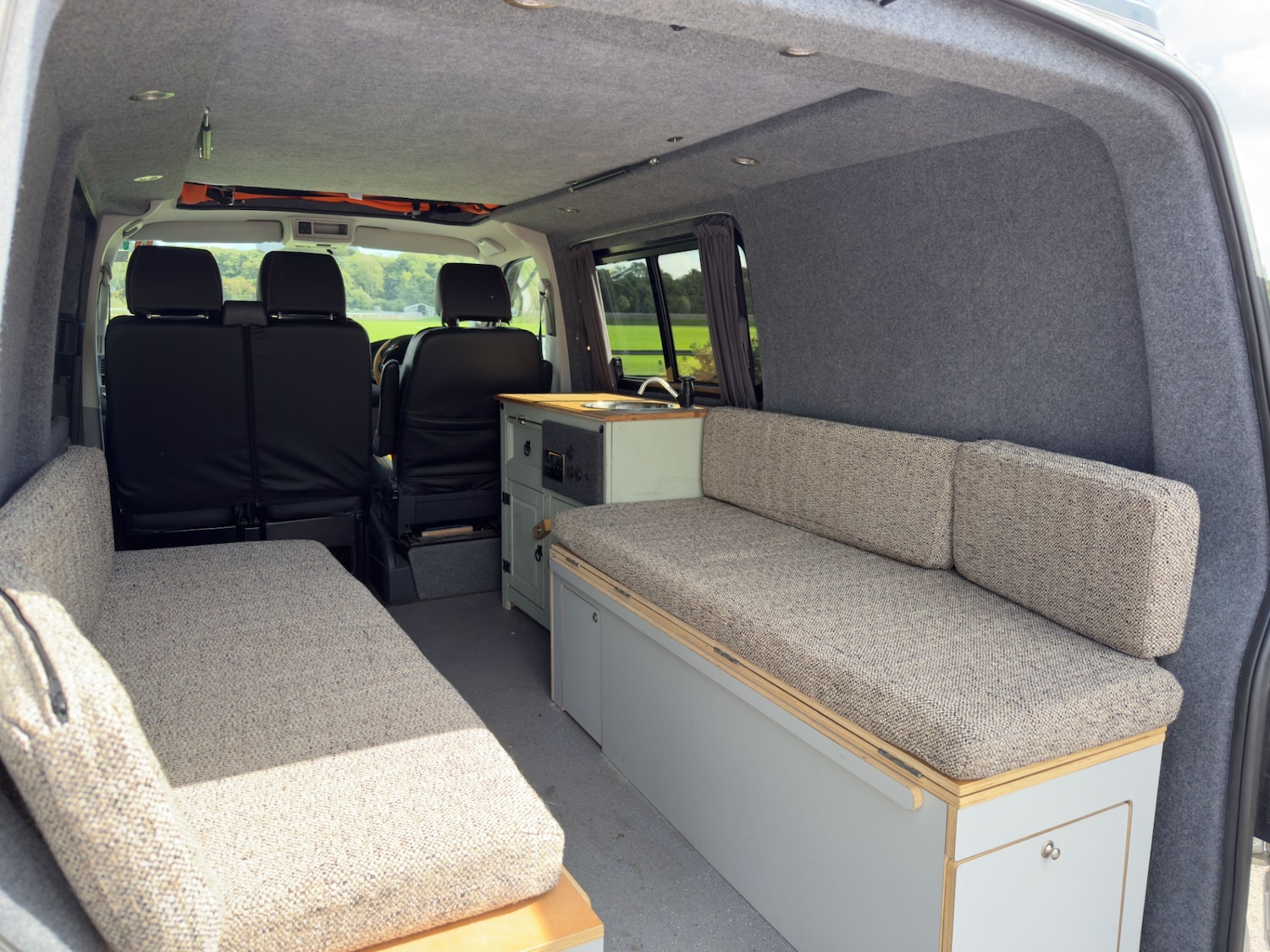 Used Volkswagen Transporter 2015 for sale - 76005585: Photo 29