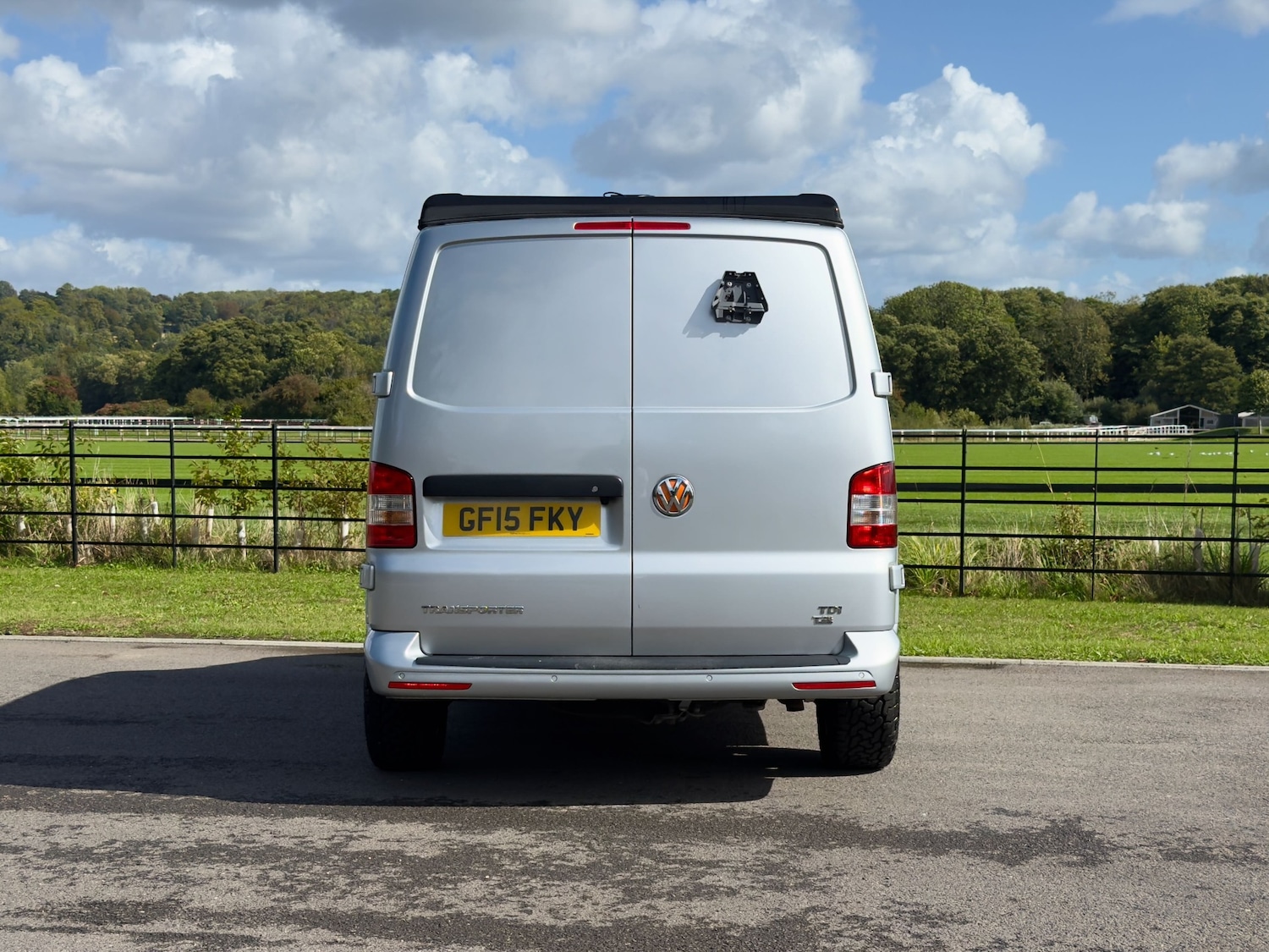 Used Volkswagen Transporter 2015 for sale - 76005585: Photo 3