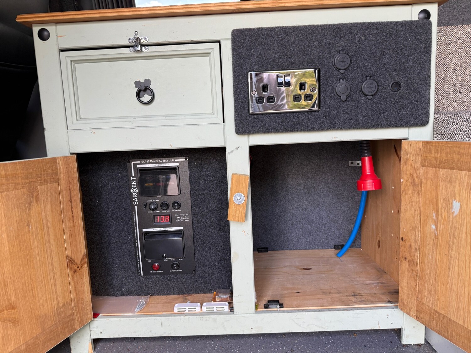 Used Volkswagen Transporter 2015 for sale - 76005585: Photo 35