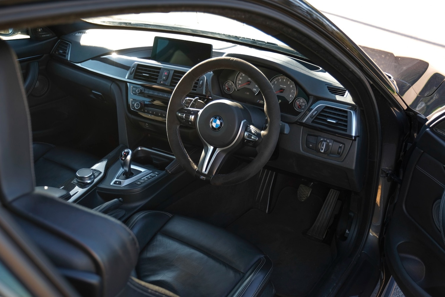 Used BMW M4 2017 for sale - 77961888: Photo 3