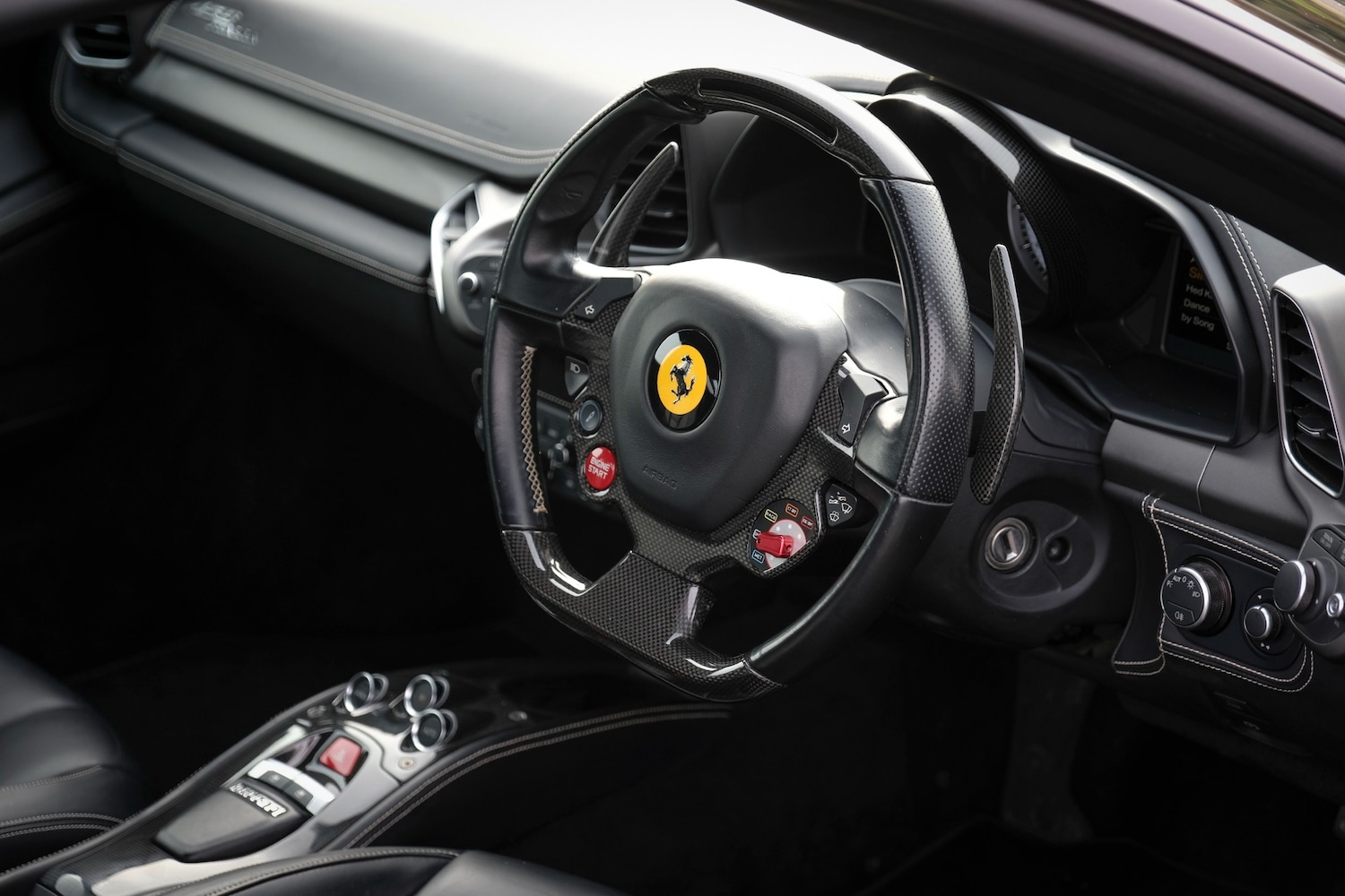 Used Ferrari 458 2013 for sale - 77603479: Photo 12